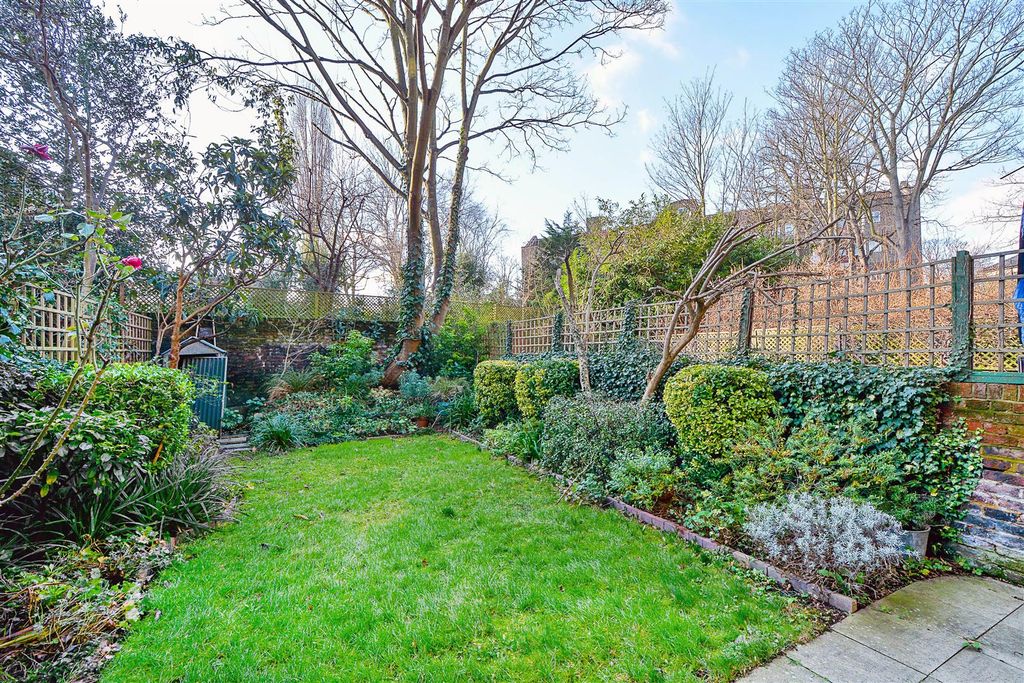 Property photo 2 of 12 Bolton Road-8.Jpg