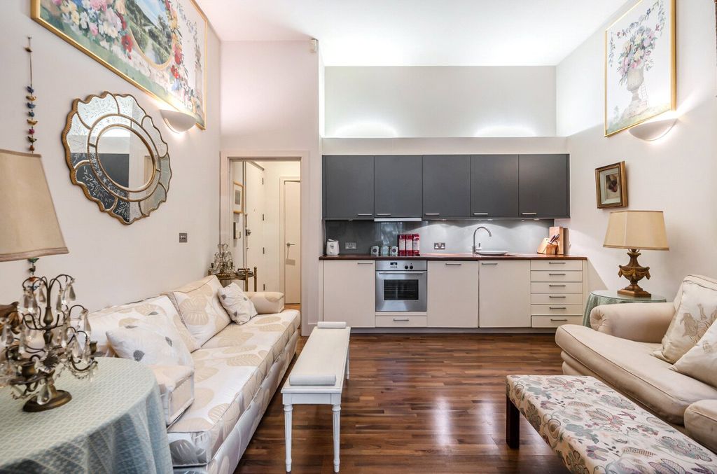 Property photo 3 of 18 Picture No. 34