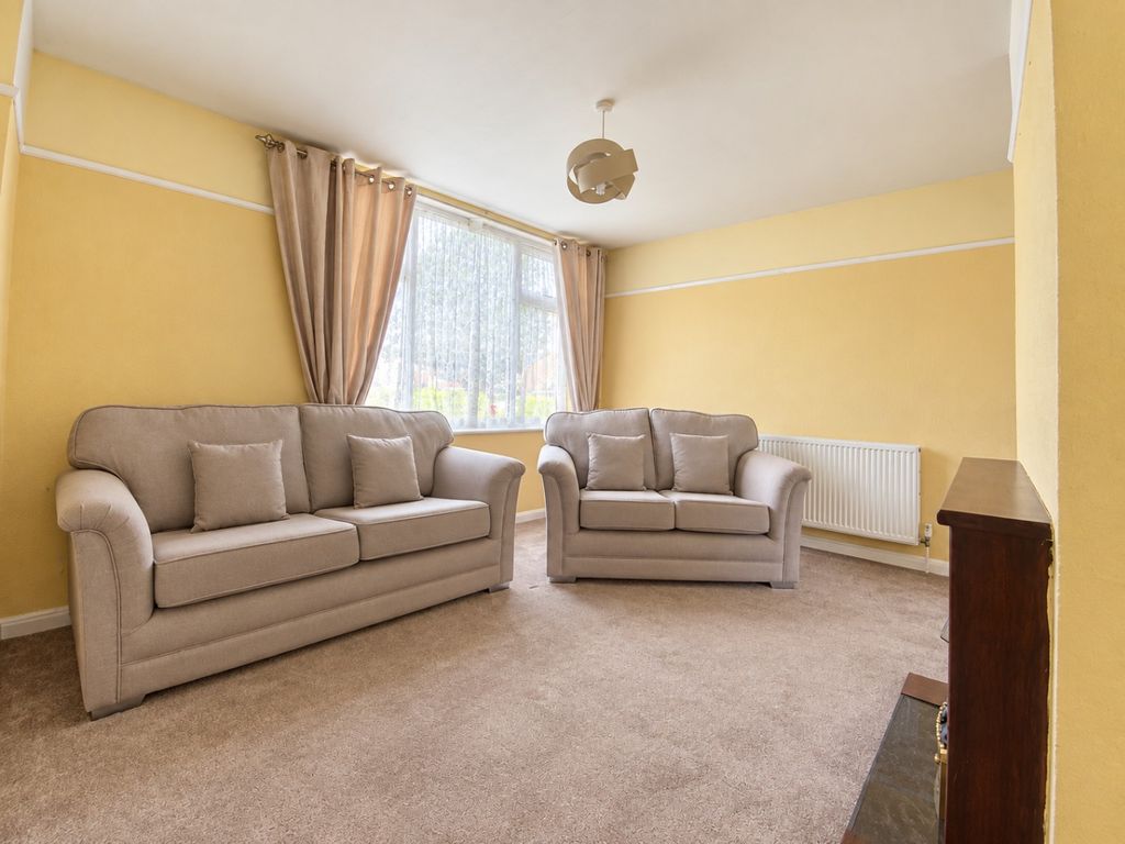 Property photo 2 of 23 5537432