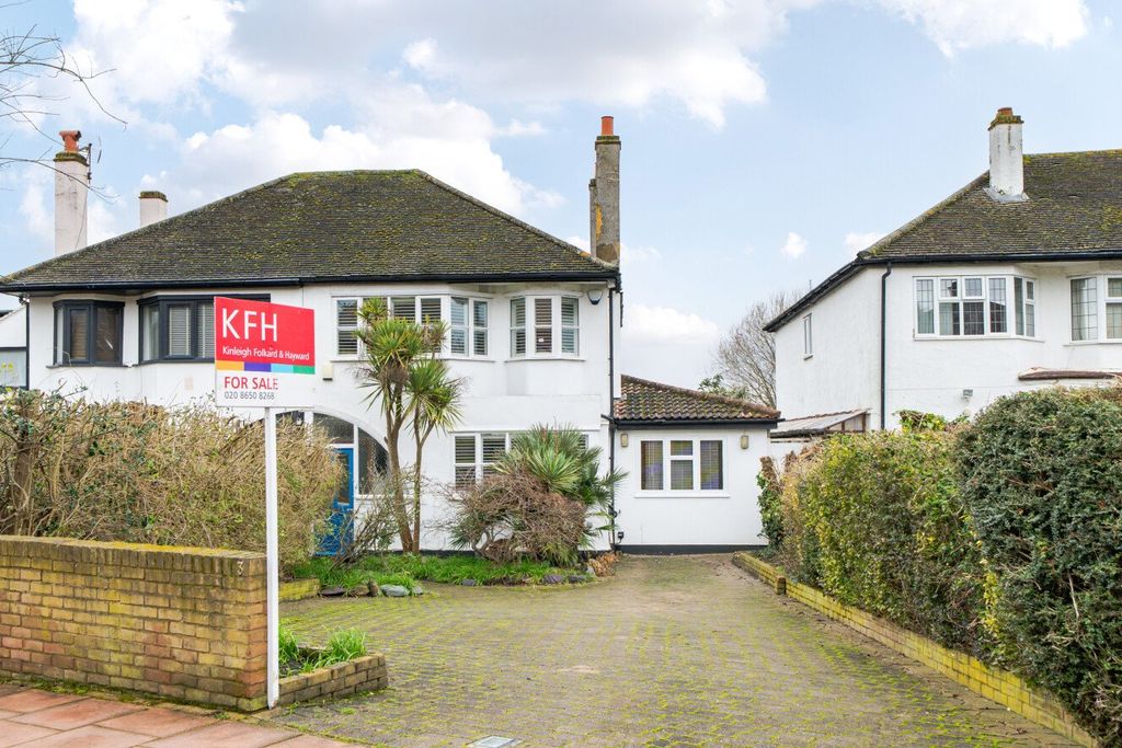 Property photo 1 of 17 Picture No. 28