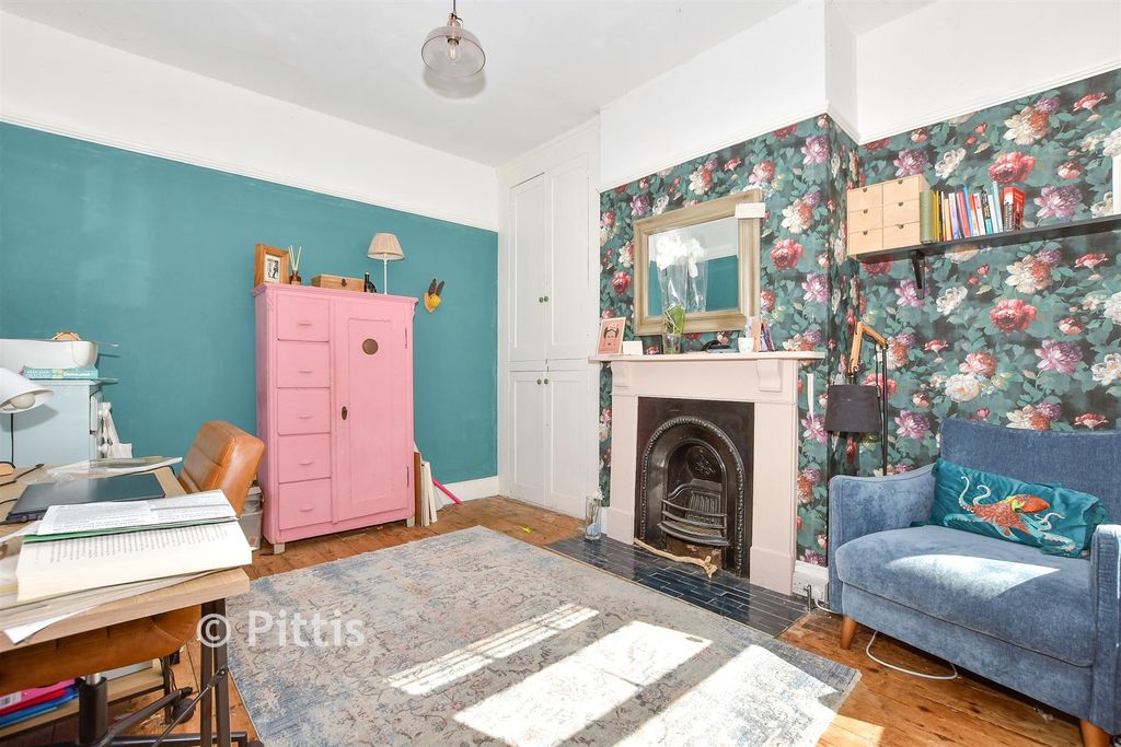 Property photo 1 of 12 Dining Room