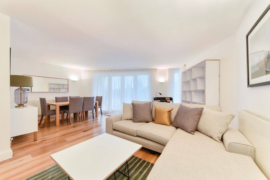 Property photo 1 of 11 Living Area - Benbow