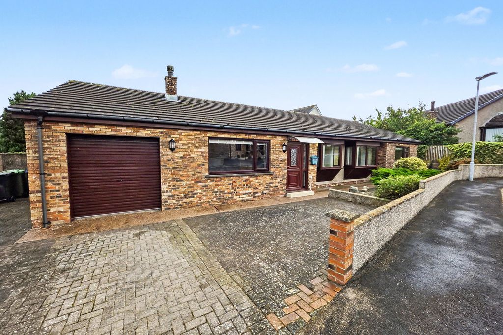 Property photo 1 of 24