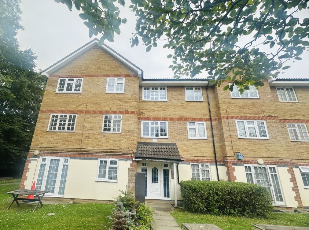 Property photo 1 of 2