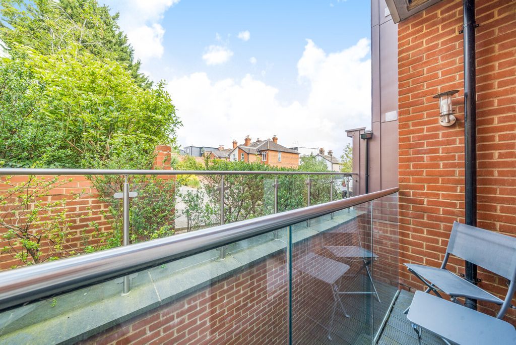 Property photo 3 of 15 5-681c920A83016-1...