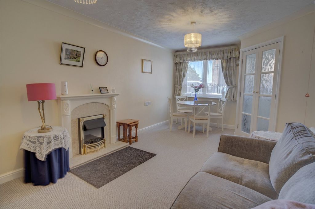 Property photo 2 of 6 Picture No. 09