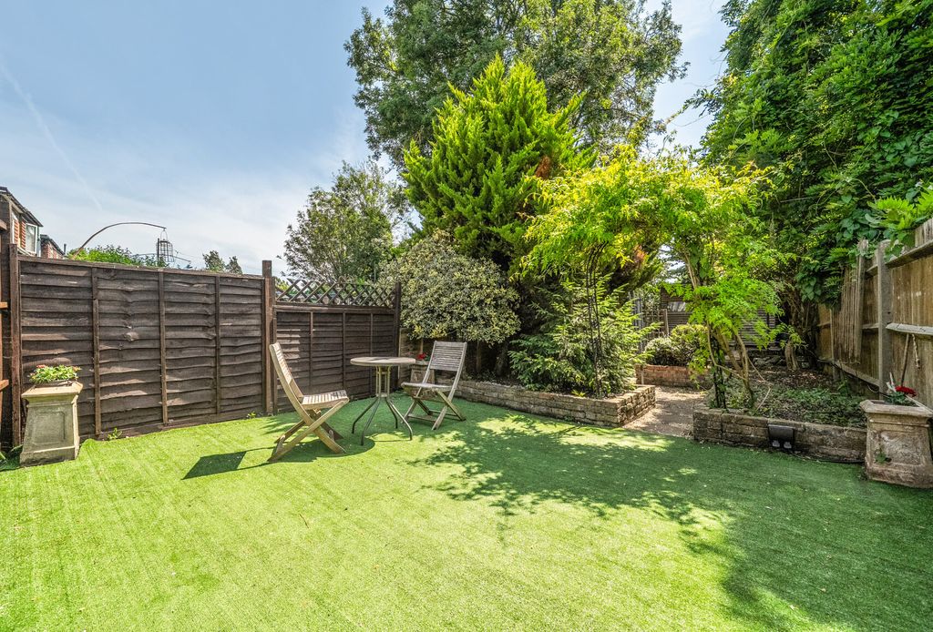 Property photo 2 of 19 1484001-14-6A3Eab...
