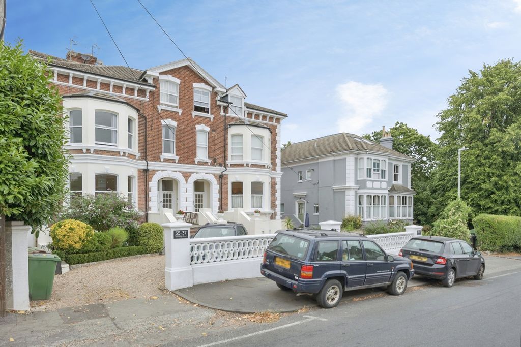 Property photo 1 of 17 Pbox-Img.Jpg