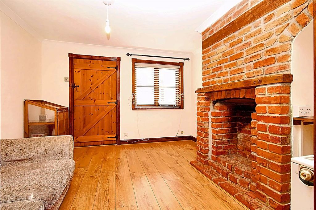 Property photo 3 of 9 Img_8363.Jpeg