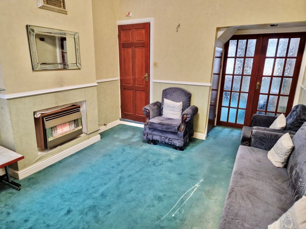 Property photo 1 of 13