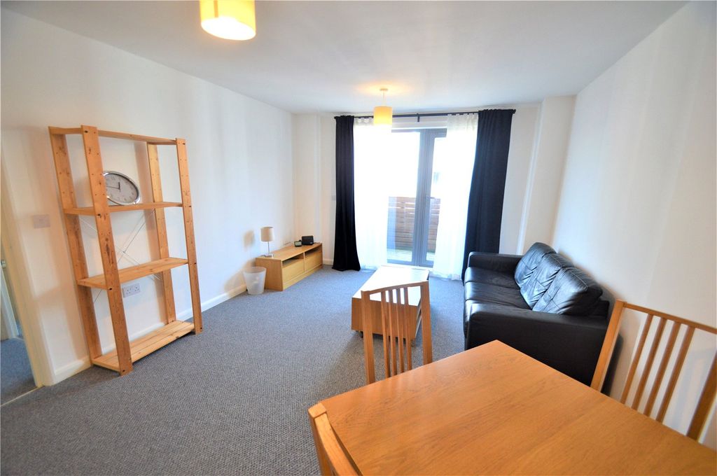 Property photo 3 of 10 Picture No. 22