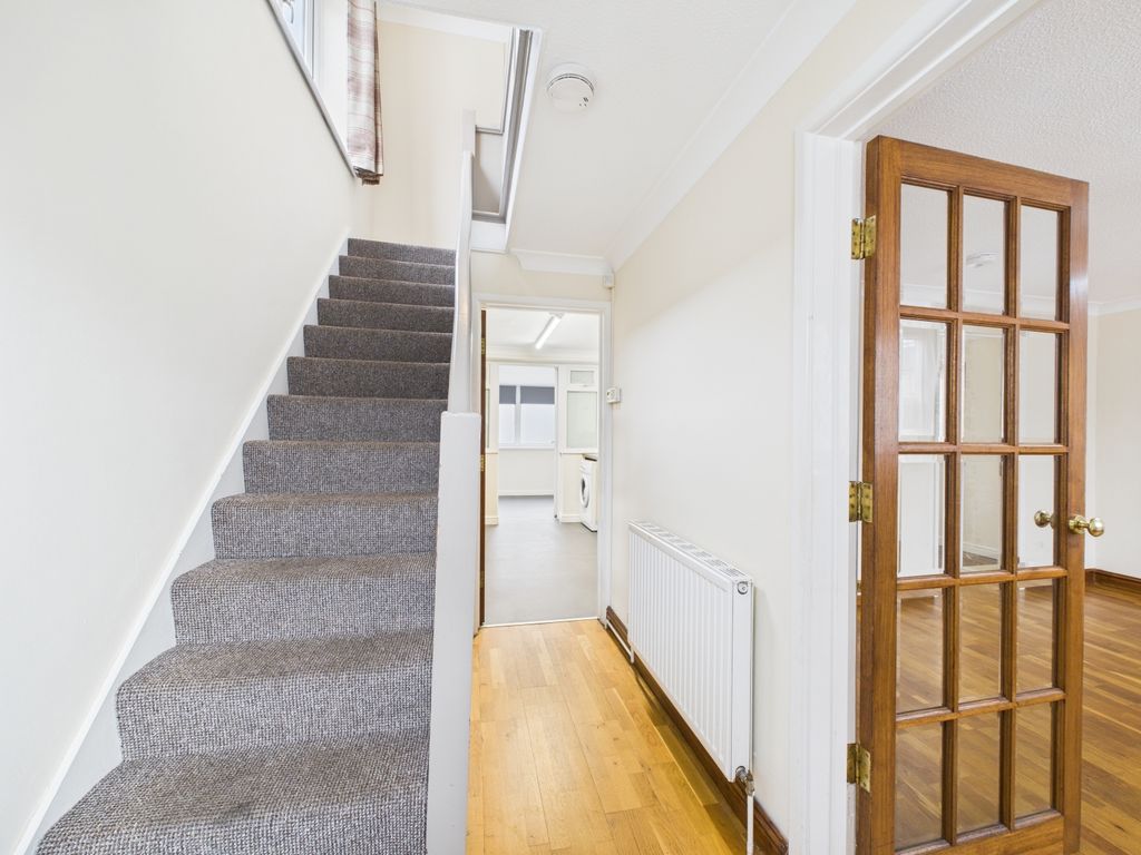 Property photo 2 of 28 Cam02023G0-Pr0181-Still011