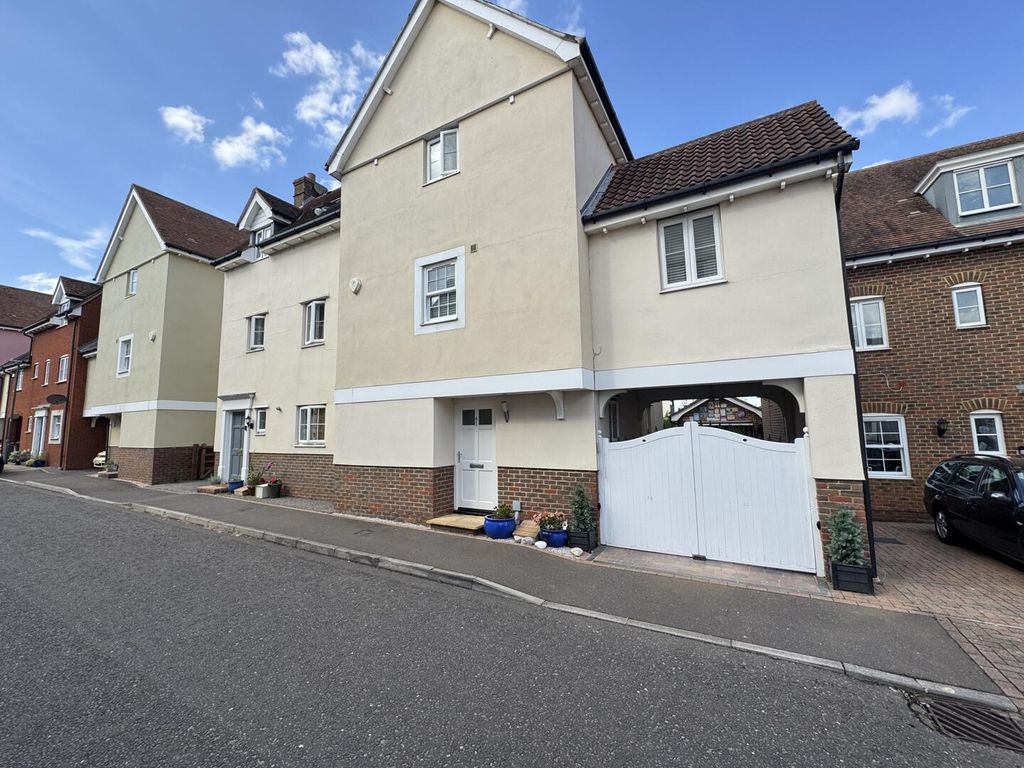 Property photo 1 of 51
