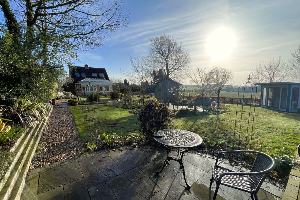 Property photo 3 of 45 32