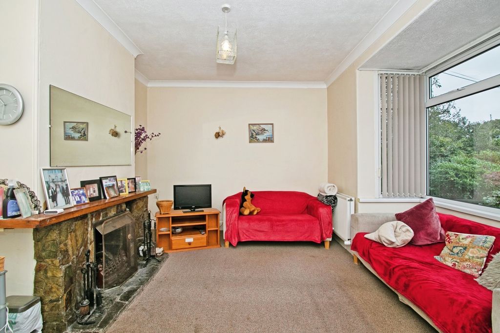 Property photo 2 of 17 Photo