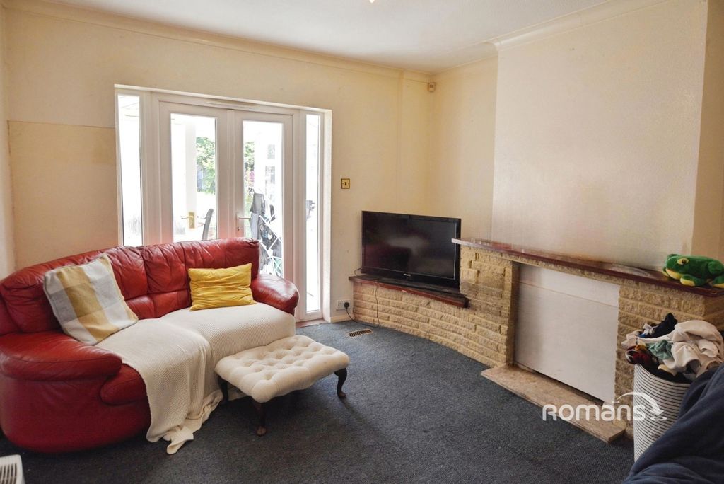 Property photo 2 of 11 Pbox-Img.Jpg