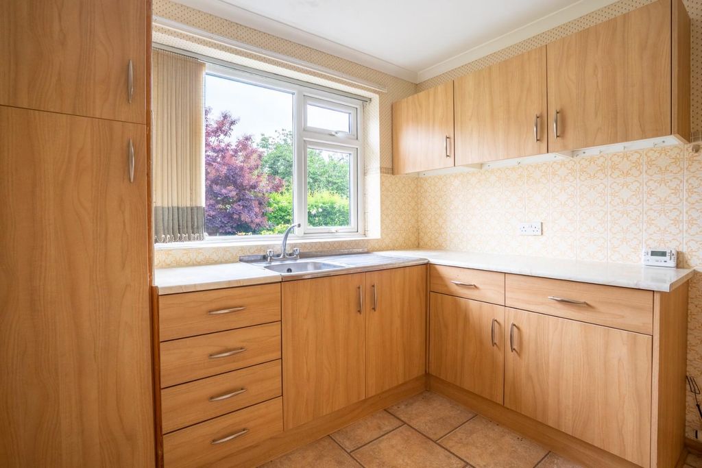 Property photo 3 of 10 20 A-11.Jpg