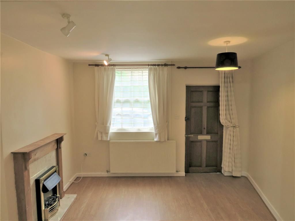 Property photo 3 of 12 Living Room