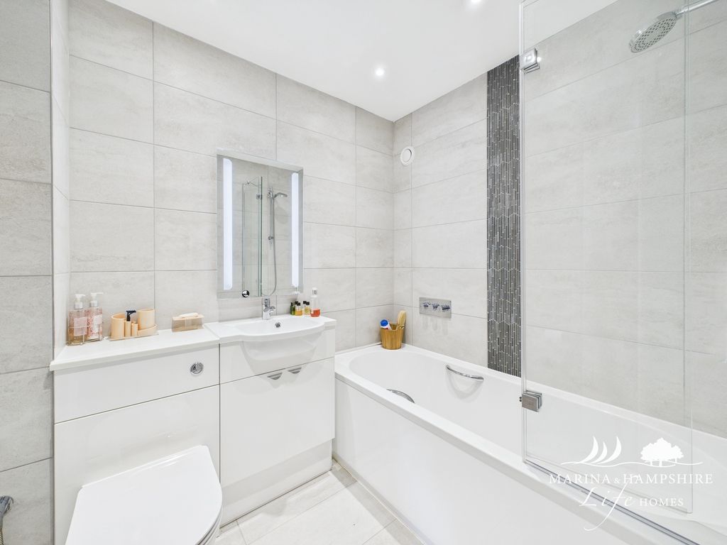 Additional image 18 of 4 bed town house for saleCarne Place, Port Solent, Portsmouth PO6