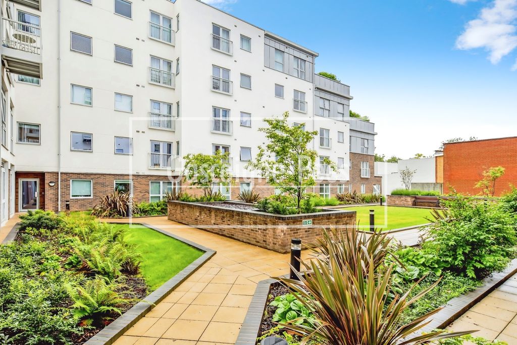 Property photo 1 of 10