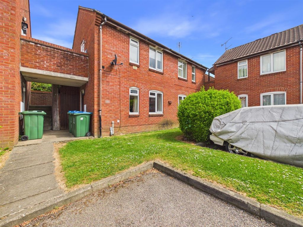 Property photo 1 of 6 Cam02435G0-Pr0247-Still006.Jpg