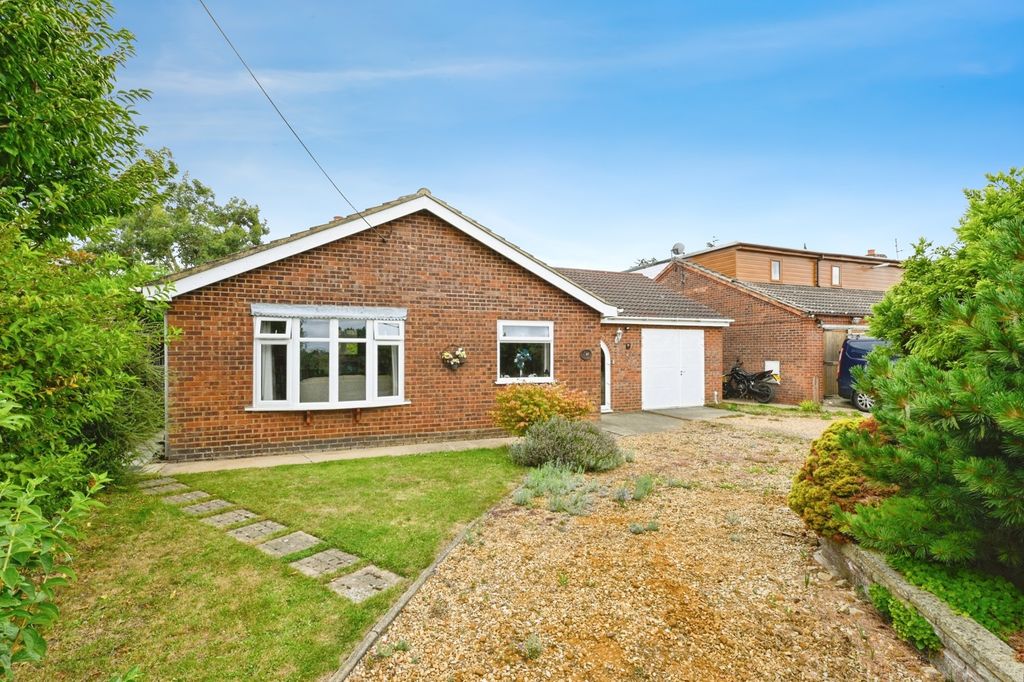 Property photo 1 of 17 Photo