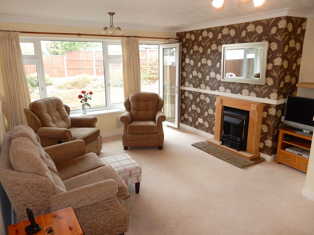 Property photo 2 of 9