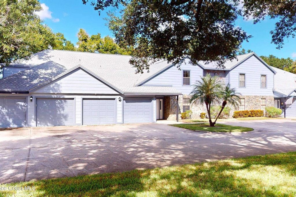 Property photo 1 of 31