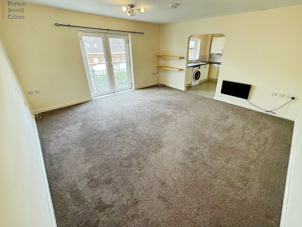 Property photo 3 of 8 Not Specified
