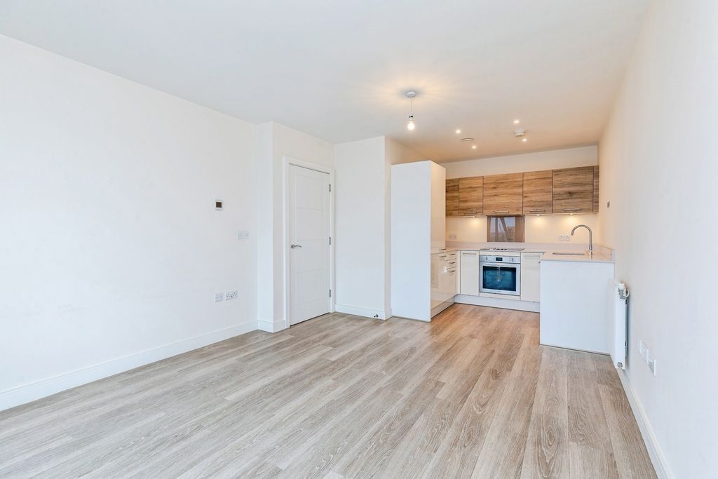 Property photo 3 of 13 Reception Room