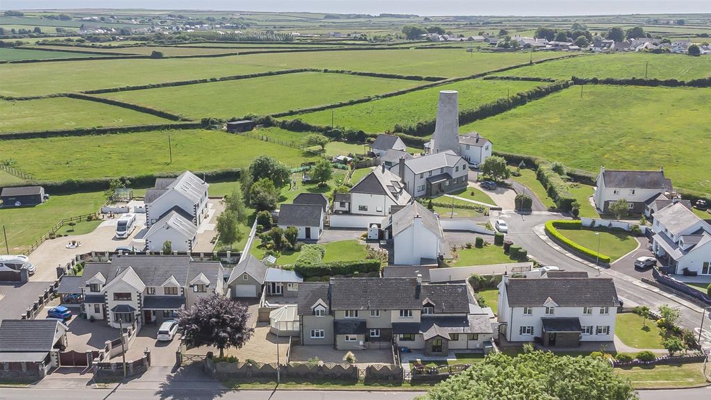 Property photo 1 of 33 48-Dji_0994.Jpg