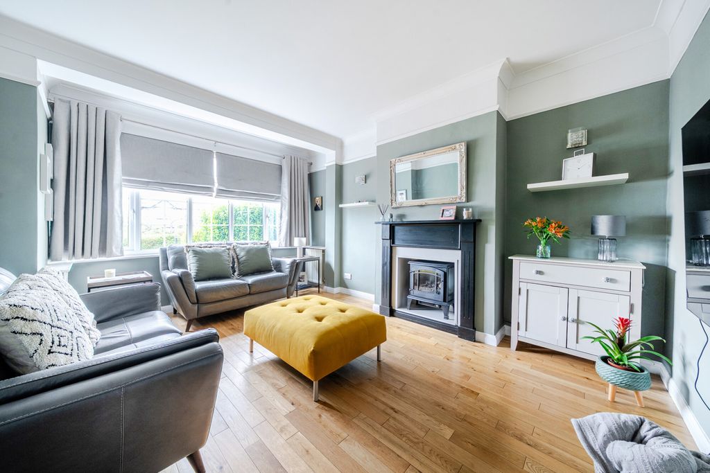 Property photo 2 of 22 Reception