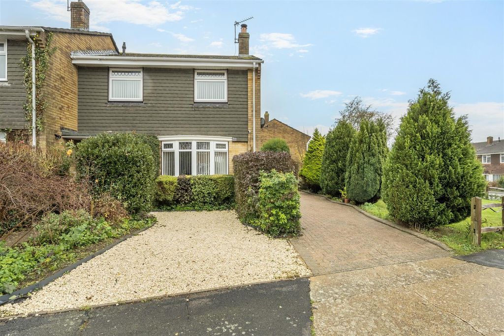 Property photo 1 of 22 Front