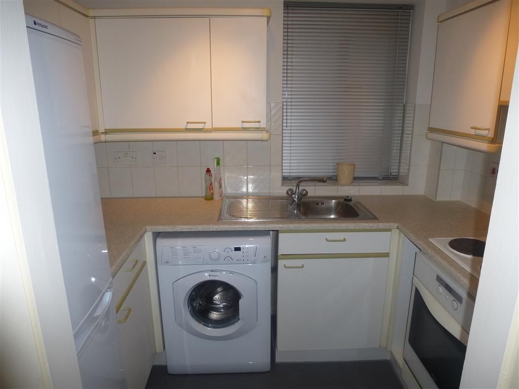 Property photo 3 of 4 Kitchen