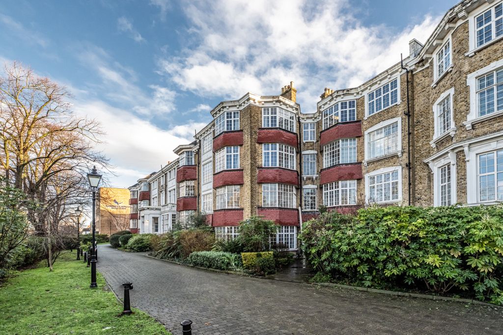 Property photo 3 of 34 4812847