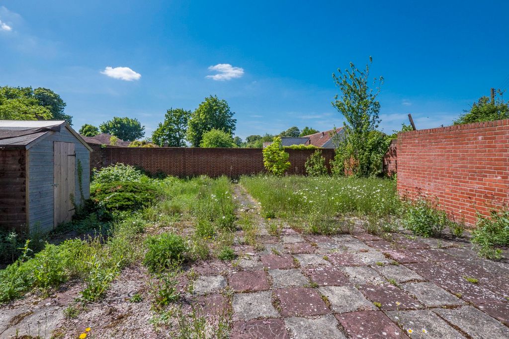 Property photo 2 of 15