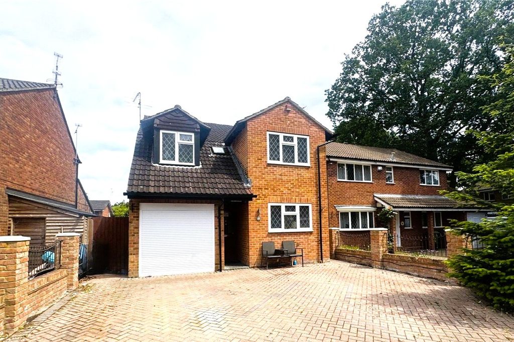 Property photo 1 of 18 Picture No. 34