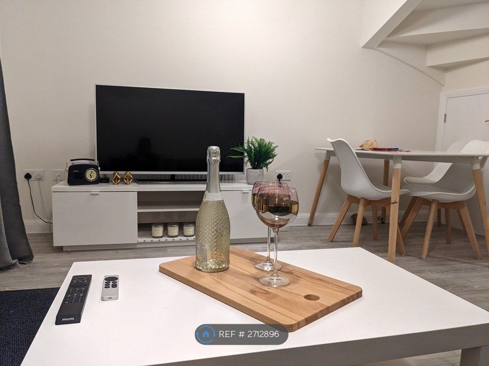 Property photo 2 of 13 Living Room