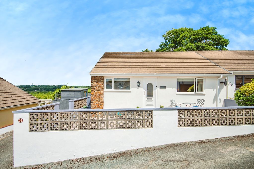 Property photo 1 of 17 Photography