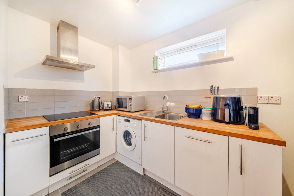 Property photo 3 of 15 Picture No. 05