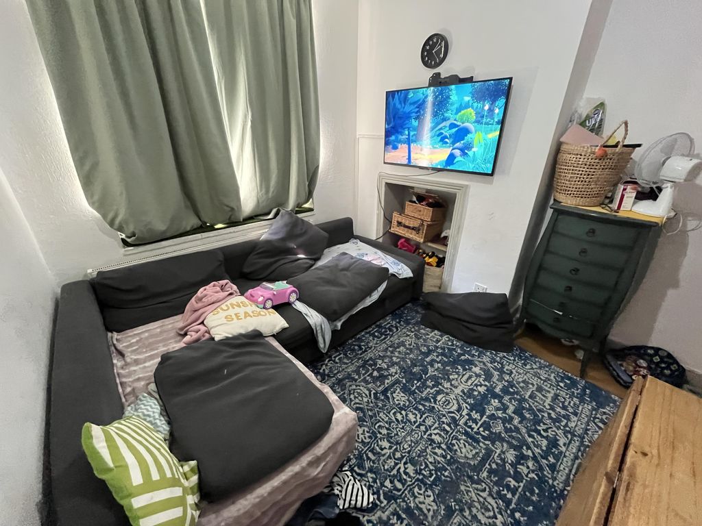 Property photo 2 of 11 Img_0102.Jpg