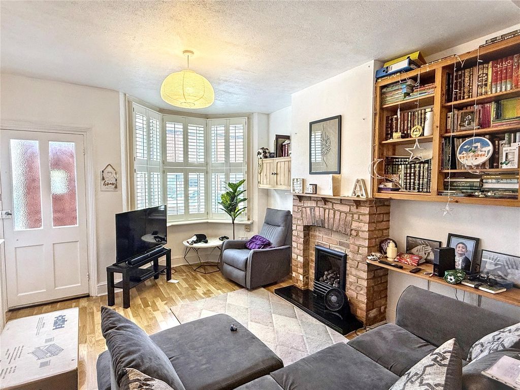 Property photo 2 of 13 Picture No. 12
