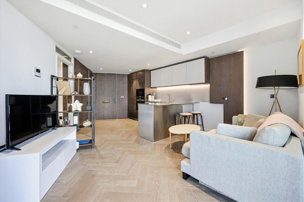 Property photo 2 of 12 Image