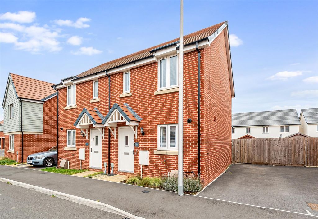 Property photo 1 of 12 Front Elevation