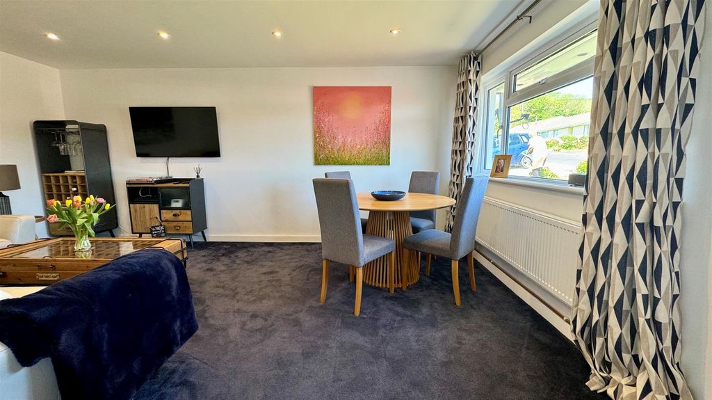 Property photo 3 of 18 1.Jpg
