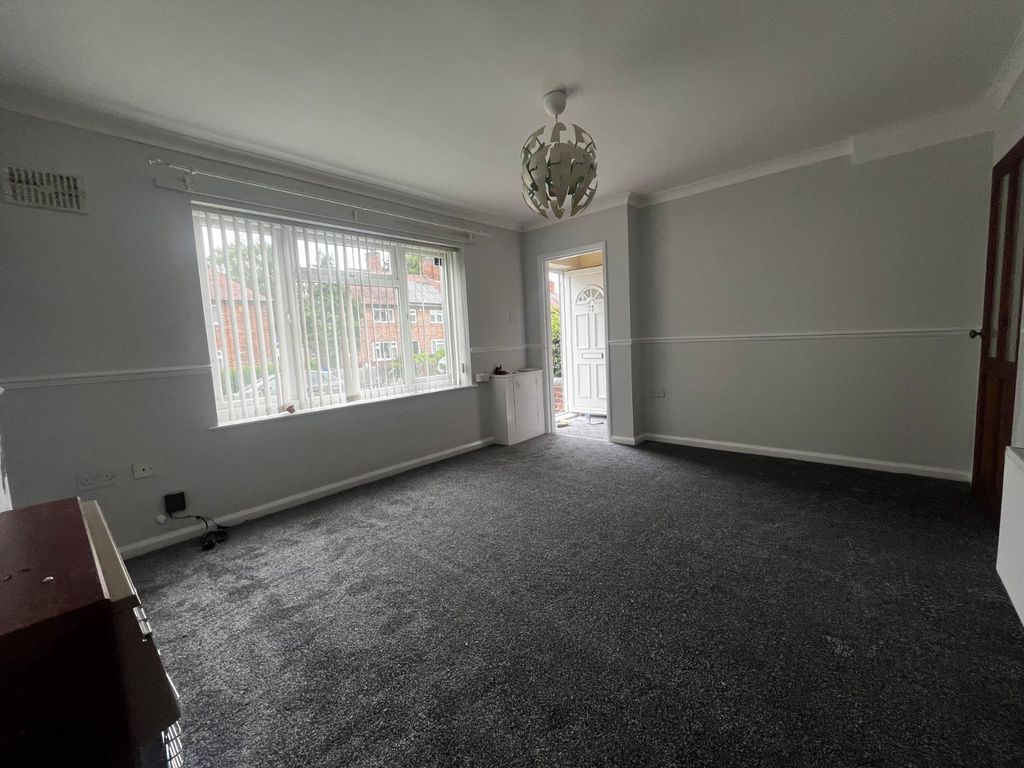 Property photo 3 of 6 Picture No. 16