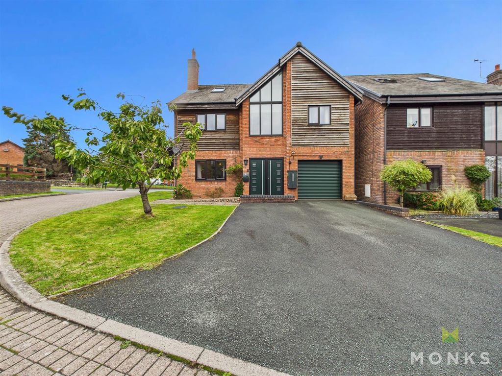 Property photo 1 of 27 Cam01420G0-Pr0759-Still036.Jpg