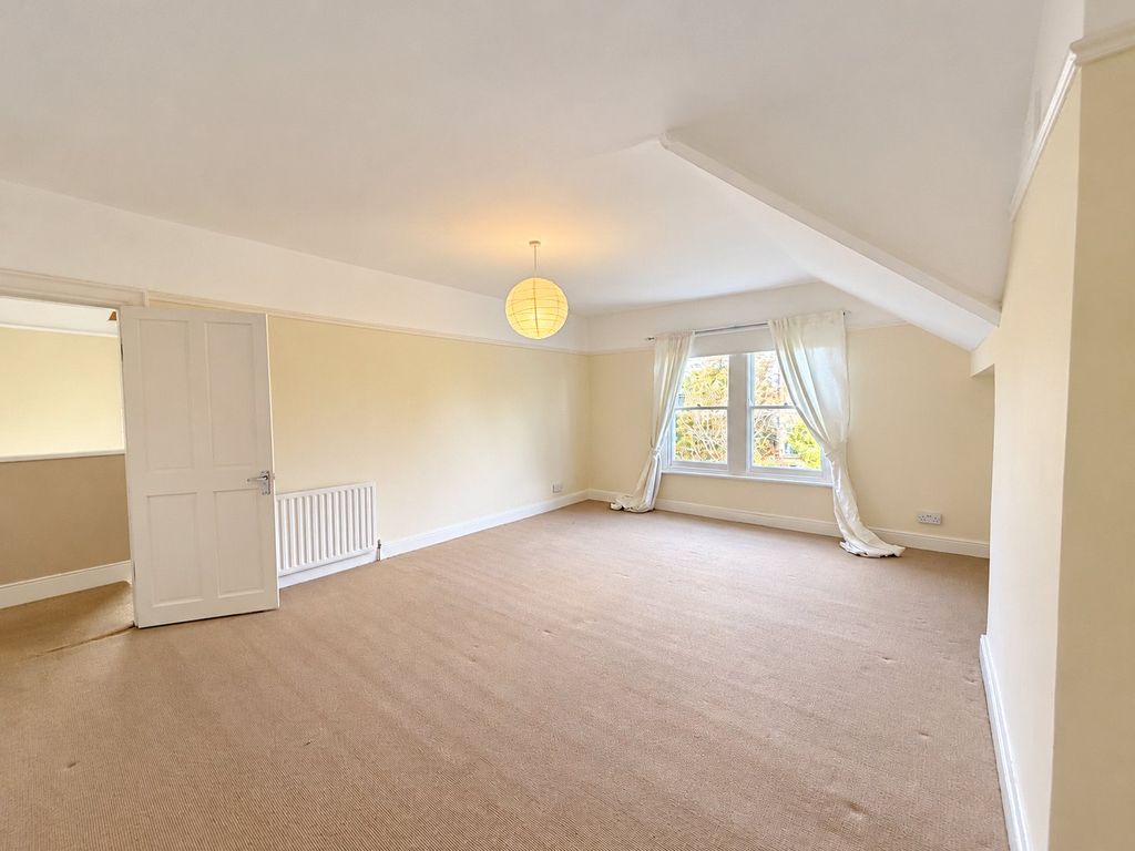 Property photo 2 of 9 Picture No. 01