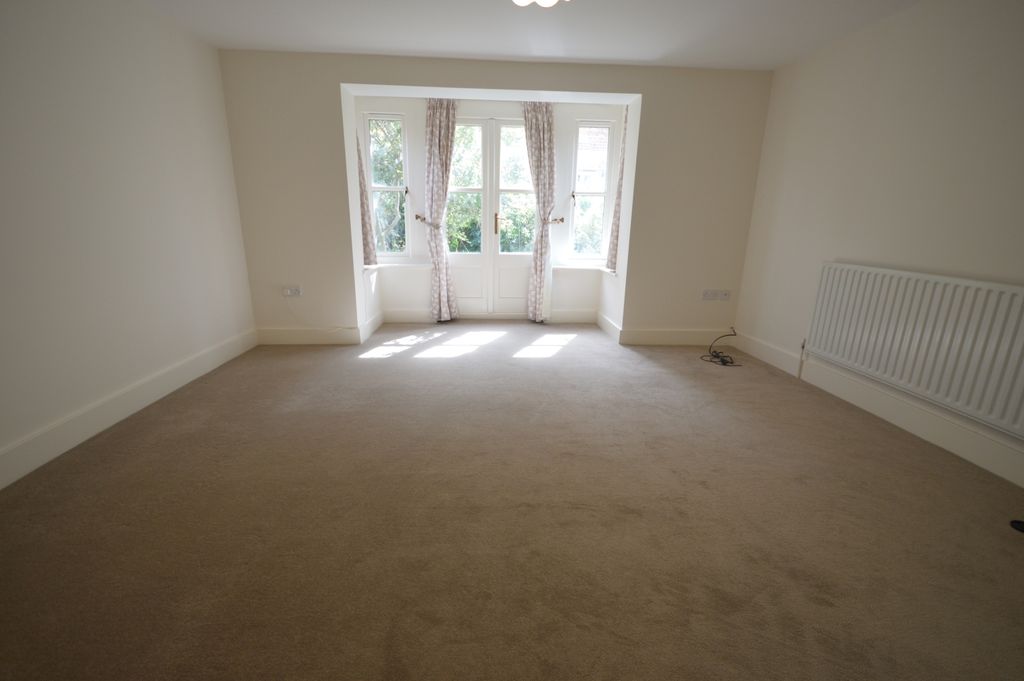 Property photo 2 of 8 Dsc_0016