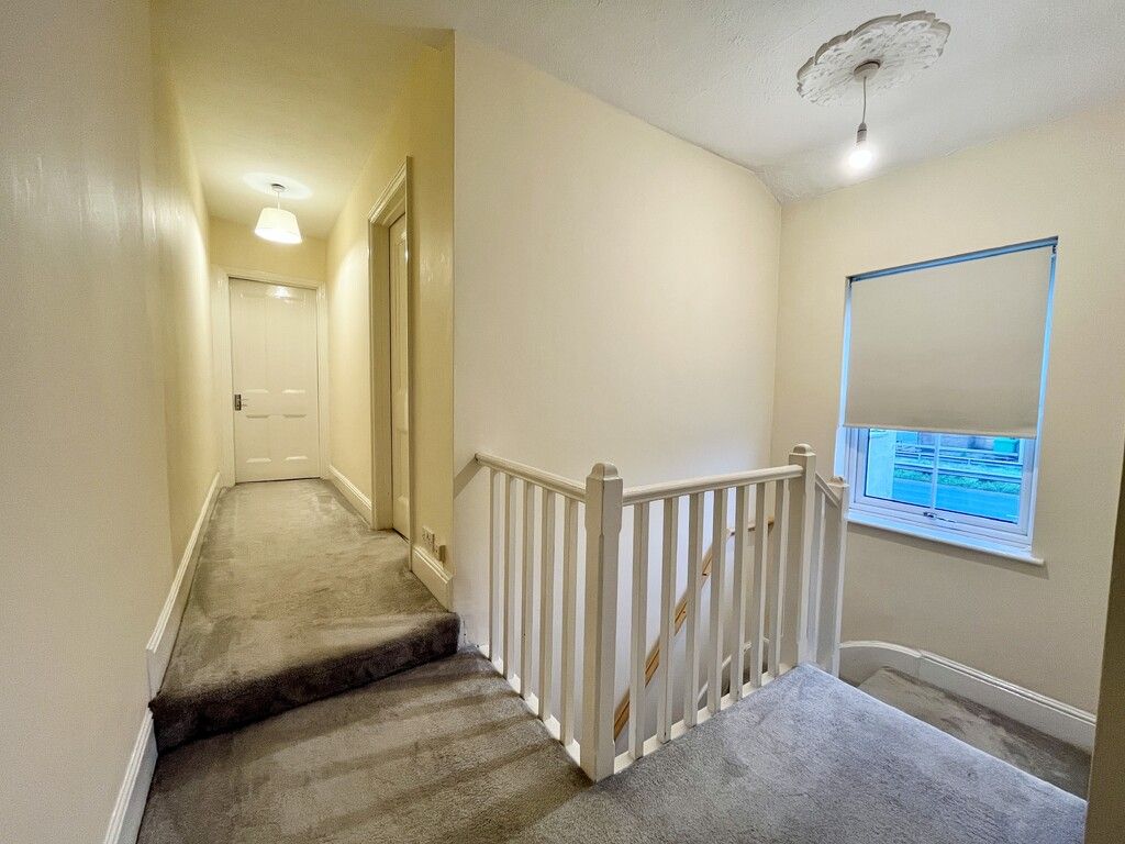 Property photo 2 of 13 Landing.